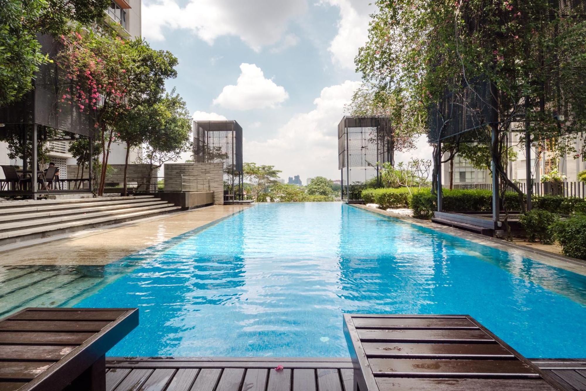Pj8 Service Suites By Airhost Petaling Jaya Dış mekan fotoğraf